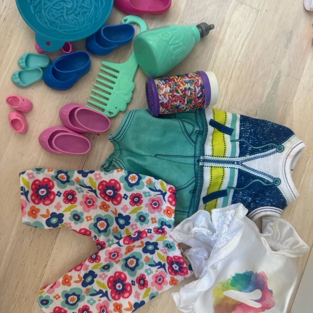 Baby Alive Accessory small Lot – Shoes, Clothes, Bottle, Food & More